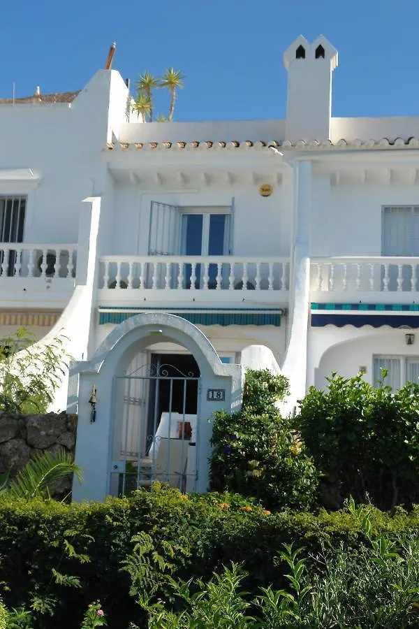 Jardines De Nerja 18 Menyber Villa 0*,