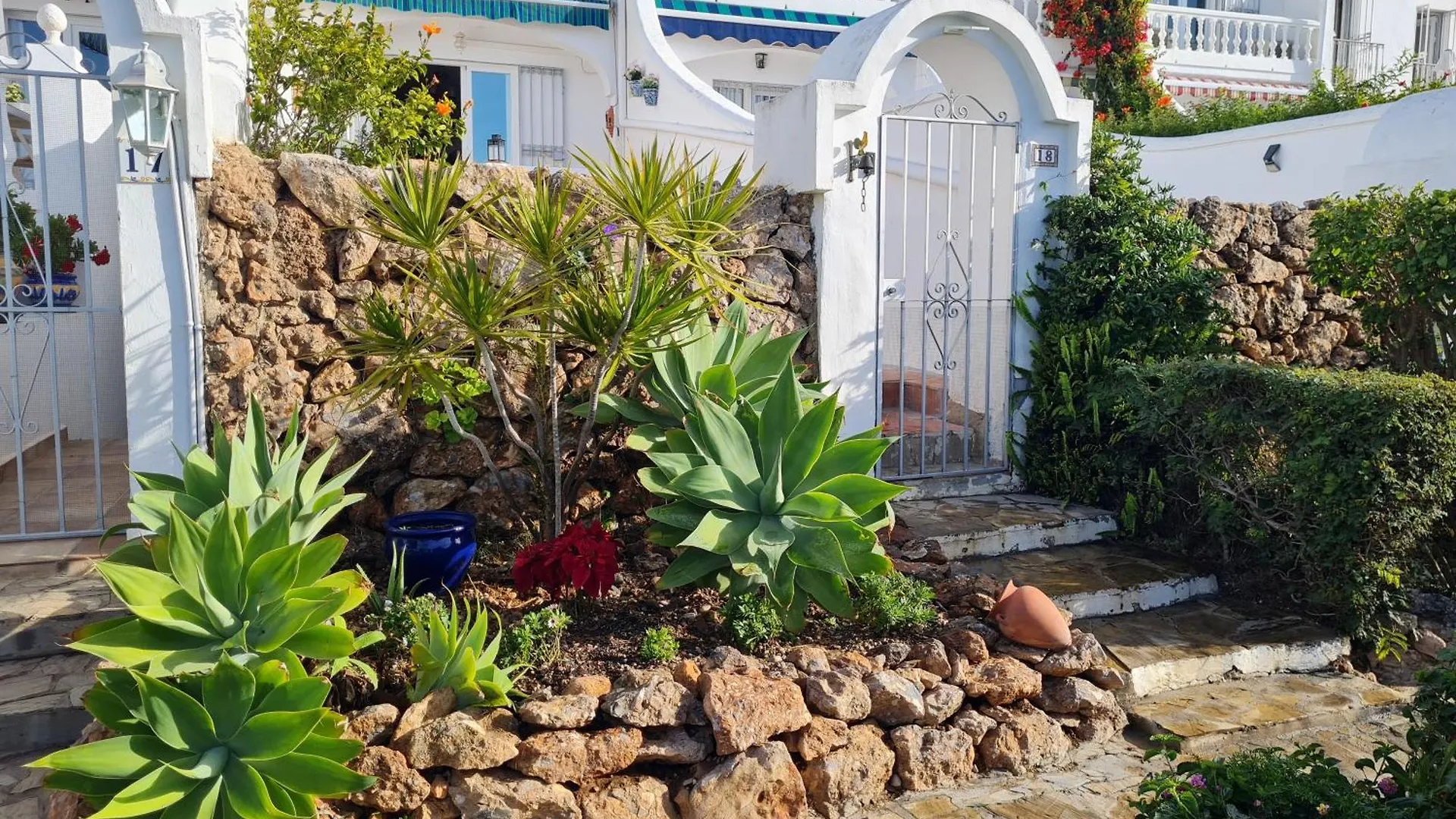 Jardines De Nerja 18 Menyber Villa Spain